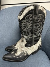 WOMANS VINTAGE WRANGLER COWBOY