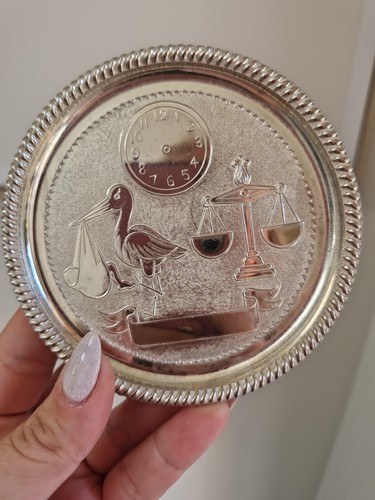 Vintage silver plated dish - silver,
