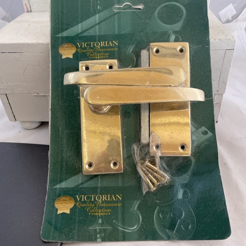 Pair unused victorian lever - unused,