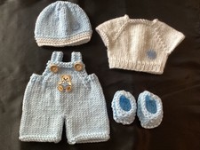 hand knitted dolls clothes to