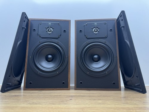 Kef c25 bookshelf speakers - kef,