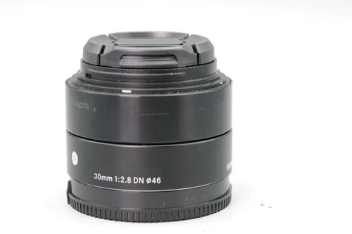 Sigma 30mm lens - f/2.8, –
