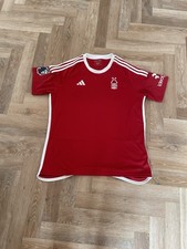 Nottingham forest shirt size - nottingham,