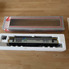 Lima OO Gauge Class 60 60100 'Boar of Badenoch' in Railfreight Const. #205026A4