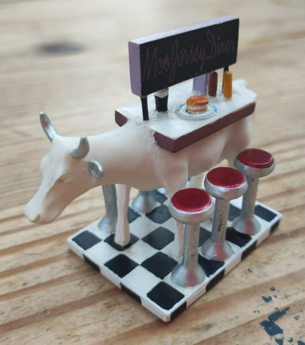 Cow parade moo jersey diner - parade,