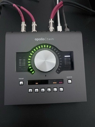 Universal audio apollo twin - audio,