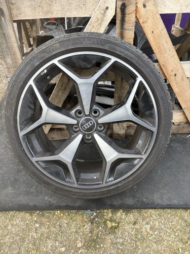 Audi alloy wheel tyre - ,