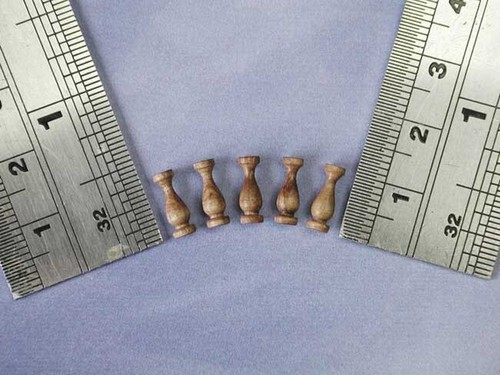 Walnut pillars 10mm model boat - 10mm,