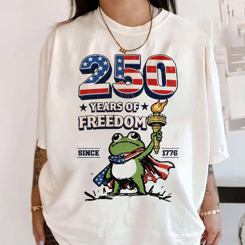 Patriotic frog statue - frog, of
