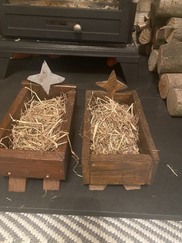Small nativity manger - small,