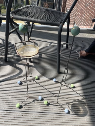 Mid century metal plant - plant, stands