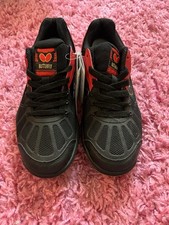 Lezoline Butterfly Table Tennis Shoes Red And Black size 5 and a half  