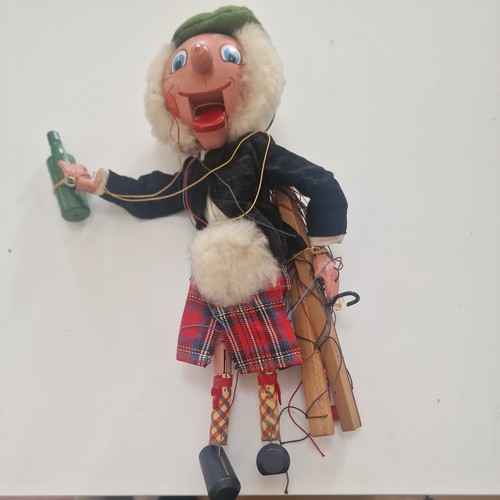 Original pelham puppet - pelham,