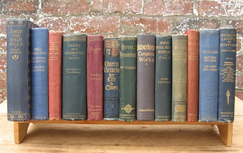 Antique decorative hardback - 13,