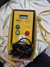 Metrotest M PAT 15 Portable Appliance Earth Bond Tester c/w Case
