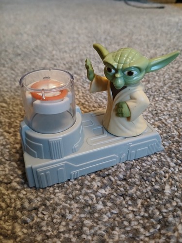 2011 mcdonald yoda - 2011, star