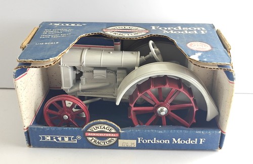 Vintage tractors ertl fordson - vintage,