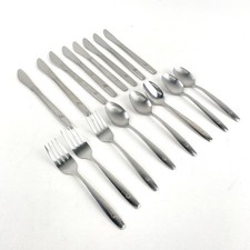 16-Piece Lot of Vintage