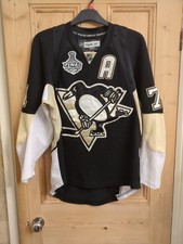 Pittsburgh Penguins Stanley Cup Jersey 2009 Size Medium #71 Malkin Pit To Pit 24