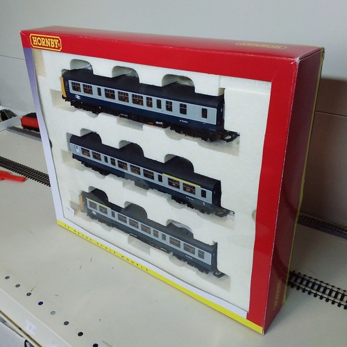 Hornby r2698 class 101 - (oo),
