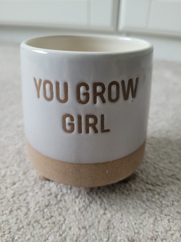 Small you grow - grow, girl'