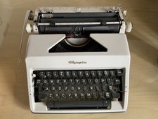 Olympia SM9 portable manual typewriter in very good condition