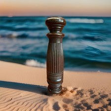 ? Carved Reclaimed Wooden Spindle Column Leg Salvaged Vintage Repurpose Project