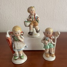 3 Vintage porcelain figurines