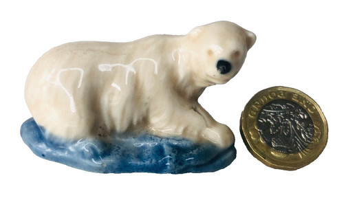 Wade ornament polar bear - wade,