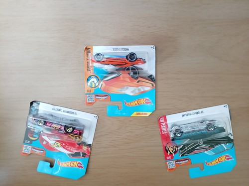 Hot wheels showdown cars new - hot,