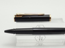 Waterman Graduate Black
