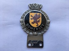 SCARCE C1960s VINTAGE SOMERSET J.R.GAUNT LONDON MADE ENAMEL CAR BADGE