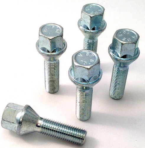 Extended wheel bolts - wheel, lugs