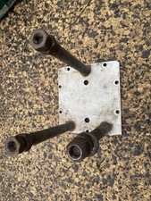 REAR DOOR SPARE WHEEL CARRIER