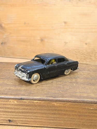 Vintage dinky toy 139a - toy, no