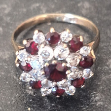 9ct Yellow Gold Garnet and