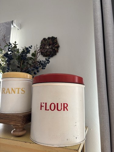 Vintage tala flour tin - tala, ❤️