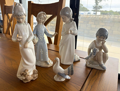 Vintage porcelain figurines - vintage,