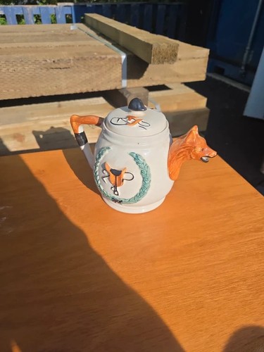 Vintage teapot featuring - teapot, fox
