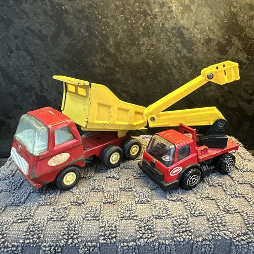 Vintage tonka toys trucks - tonka, b1