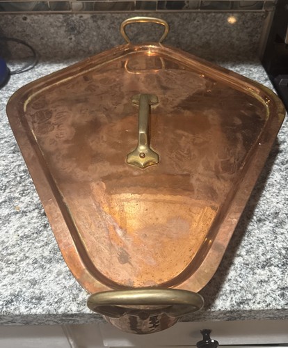 Antique copper turebotiere