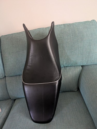 Honda cb600 hornet seat - ,