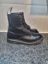Dr Martens Doc Martens Size 5 Vegan Boots