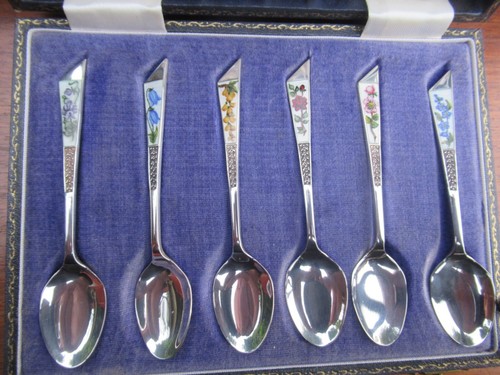 Silver enamelled flowers - silver,