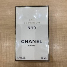 CHANEL No 19 Eau de Parfum 1.7