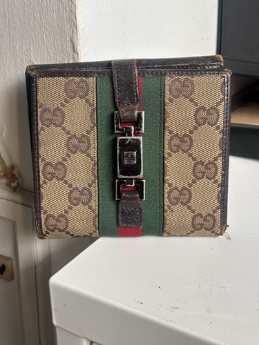 Authentic gucci classic - authentic,