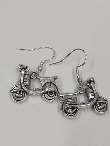 Silver drop dangle scooter - silver,
