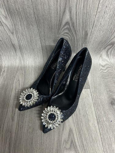 Women head over - over, heels