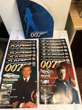 James Bond Car Collection 007 Magazines x 14 + 007 Folder See details for Vol NO