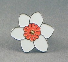 White daffodil enamel pin - enamel,